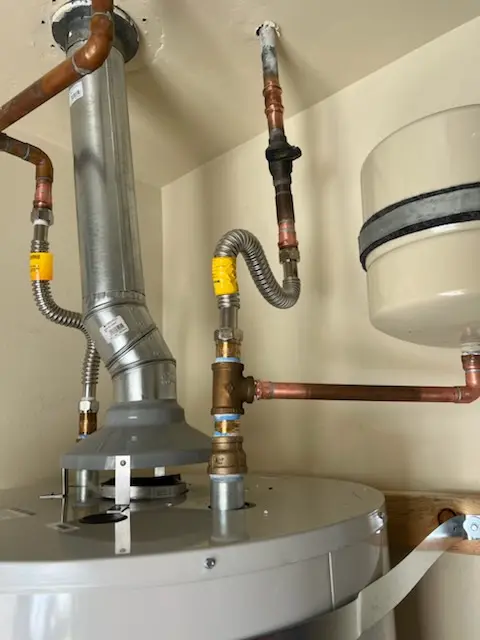Water heater installation and plumbing repair in Yacht Harbor Estates